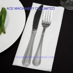 Paper Airlaid Nonwoven Dinner Napkin with a Pocket to Put Fork and Knife